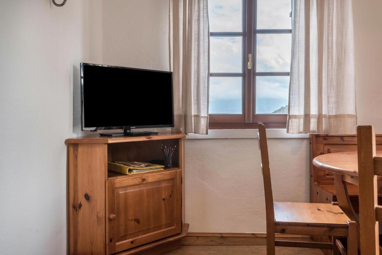 Sallrain Hof Apartment 2 Collalbo Eksteriør billede